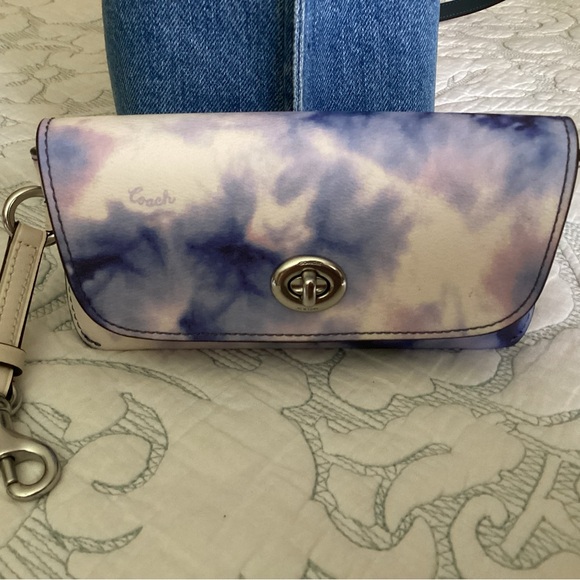 Coach Glasses Case - Picture 1 of 9